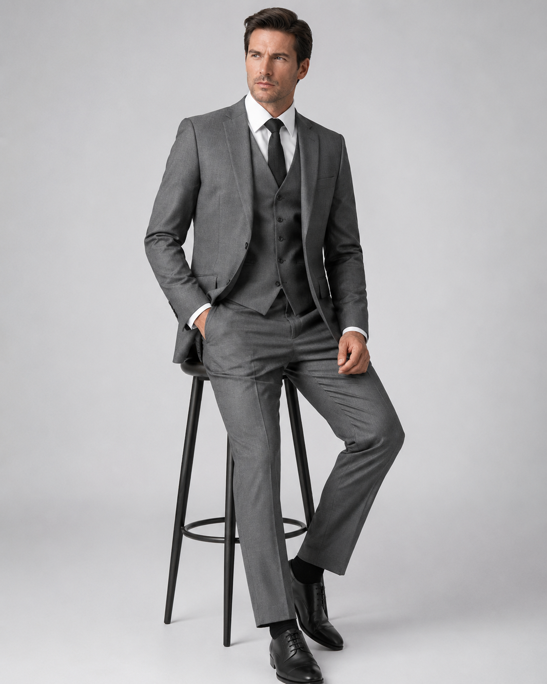 Charcoal Grey 3-Piece Suit Set for Men – Custom Tailored with Shirt and Tie